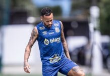 Neymar celebra volta aos treinos no Santos: “Estou me sentindo bem, sem dor”