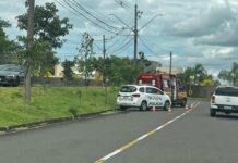 Homem morre após bater moto contra poste em avenida de Rio Preto