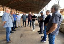 Superintendente da Saev Ambiental recebe vereadores em visita ao Ecotudo Sul