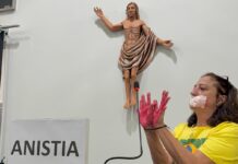 Vereadora de projeto contra pichadores faz ato a favor de ‘Débora do Batom’