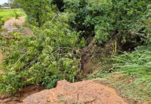 Prefeito solicita recursos da Defesa Civil de SP para reconstrução de ponte levada por chuva