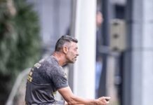 Pedro Caixinha é demitido do comando do Santos
