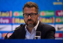 Santos contrata Cleber Xavier, ex-auxiliar de Tite, como novo técnico