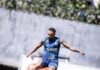 Neymar volta a treinar com o elenco após 33 dias e pode reforçar o Santos contra o Fluminense