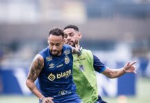 Com Neymar em campo, Santos vence Água Santa em jogo-treino no CT Rei Pelé