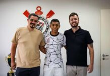 Corinthians assina primeiro contrato profissional de dupla da base com multas de R$ 331 milhões