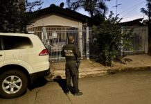 PF apreende computadores na casa de homem durante operação contra abuso sexual infantil em Araçatuba