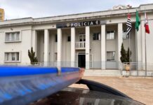 Homem denuncia a esposa por tentar agredi-lo e pintar o carro dele em Araçatuba