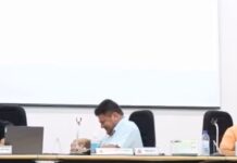 Vereadores têm crise de riso durante leitura na Câmara sobre reclamação de sardinha em lata em cesta básica de servidores