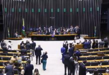 Câmara aprova aumento do número de deputados para 531; texto vai ao Senado