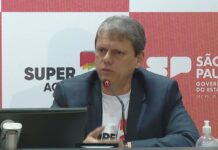 Tarcísio cita câmeras e diz que “não vai tolerar violência policial” em SP