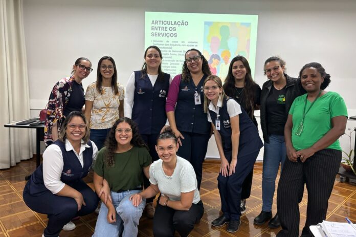 AME Votu e CREAS