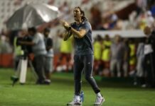 Zubeldía diz que chance para base do São Paulo depende dos próprios jovens: “Precisam aproveitar”