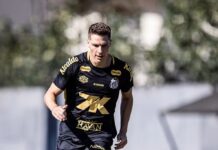 Julio Furch é inscrito pelo Santos no Campeonato Brasileiro