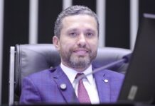 Fausto Pinato coordena o 11º Fórum Parlamentar do BRICS em Brasília