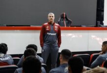 São Paulo se reapresenta, e Crespo tem primeiro contato com o elenco