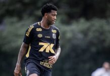 Gil sente dores no quadril e vira desfalque para enfrentar o Fortaleza