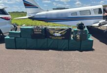 Piloto preso com 400 kg de cocaína é absolvido após Justiça considerar abordagem ilegal