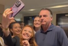 Bolsonaro passa mal durante agenda em Goiás e cancela compromissos