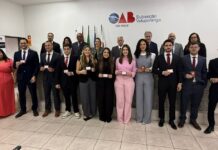 Egressos da Unifev recebem Carteiras da OAB em cerimônia solene