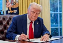 Trump assina decreto que implementa tarifas de 50% contra Brasil