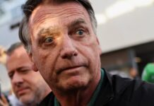 Bolsonaro passa por nova consulta de urgência e cancela agendas em todo o mês de julho