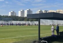 Yuri Alberto participa de início de treino no Corinthians, mas segue em transição após fratura