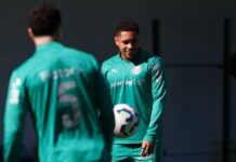 Com desfalques, Abel avalia mudança para enfrentar Corinthians