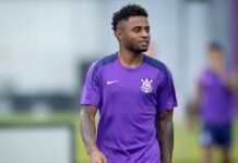 Corinthians negocia empréstimo de lateral Diego Palacios a time dos Estados Unidos
