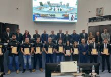 Câmara homenageia equipe da DISE pelo êxito em operação contra o tráfico de drogas