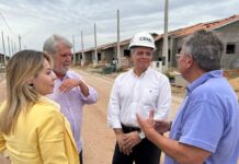 Desfavelamento: diretor da CDHU e lideranças visitam às obras