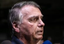 Alexandre de Moraes determina a prisão domiciliar de Jair Bolsonaro