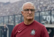 Dorival Júnior exalta vitória do Corinthians, explica Garro no banco e lamenta gols bobos