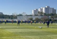 Garro e Gustavo Henrique ficam fora de treino do Corinthians; Vitinho participa