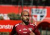 Joga quando? Lucas Moura entra em fase final de transição no São Paulo e se aproxima de retorno