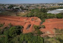 Obra no São Cosme e Jardim Universitário avança com concretagem de blocos de fundação