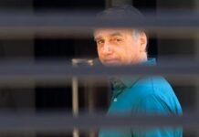 Defesa de Bolsonaro pede ao STF revogação de prisão domiciliar e demais cautelares impostas