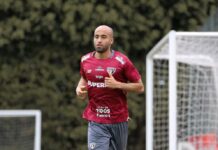 Lucas, do São Paulo, corre no gramado pela primeira vez após artroscopia no joelho