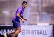 Corinthians abre conversas para renovar com Angileri