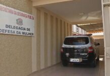 Jovem consegue pedir socorro ao jogar pedra na janela do vizinho após ser estuprada por homem