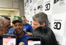 Colorido convida Tarcísio de Freitas para entrega do desfavelamento