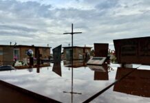 Dia de Finados: serviços de limpeza com água podem ser feitos até quinta-feira