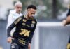 Neymar inicia transição física, treina com bola e fica perto de retorno ao Santos