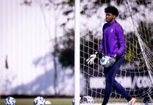 Convocado para amistosos da Seleção, Hugo Souza desfalcará o Corinthians contra o Santos