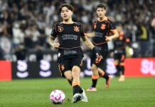 Garro volta a ser titular no Corinthians após lesão e mira sequência: “Estou muito bem”