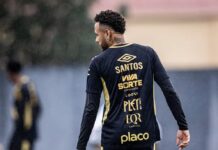 Cautela e sintético: por que retorno de Neymar ao Santos deve ser após o previsto pelo atacante