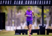 Martínez falta a treinos do Corinthians desde reapresentação e é cortado do clássico