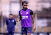 José Martínez volta a treinar no Corinthians após faltar a seis treinos; diretoria avalia punição