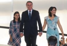 Moraes autoriza que Bolsonaro faça almoço de aniversário de 15 anos da filha em casa