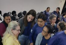 Agentes Comunitários de Saúde participam de capacitação sobre prevenção e cuidados no Outubro Rosa